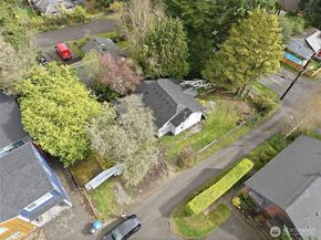 9617 15th Avenue NE, Seattle WA 98115