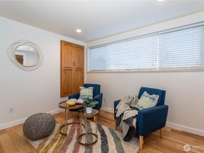 3905 NE 6th Street, Renton WA 98056