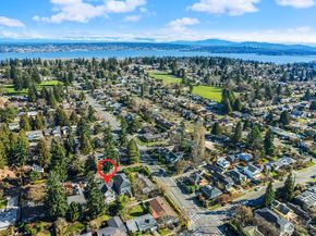 7511 41st Avenue NE, Seattle WA 98115