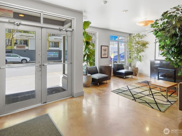 2440 Western Ave 509, Seattle WA 98121