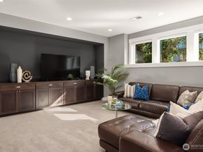 6518 SE 28th Street, Mercer Island WA 98040