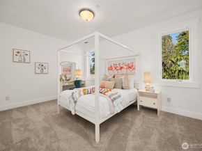 6518 SE 28th Street, Mercer Island WA 98040