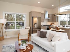 434 20th Ave, Kirkland WA 98033