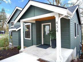 434 20th Ave, Kirkland WA 98033