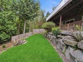 372 Wilderness Peak Drive NW, Issaquah WA 98027