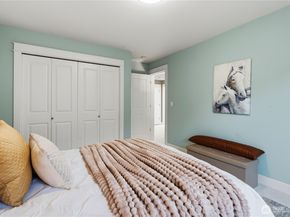 372 Wilderness Peak Drive NW, Issaquah WA 98027