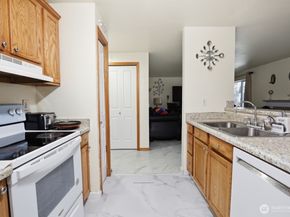 1009 112th Street SE D105, Everett WA 98204