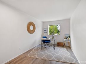 14510 124th Avenue NE E35, Kirkland WA 98034
