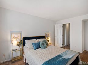 14510 124th Avenue NE E35, Kirkland WA 98034