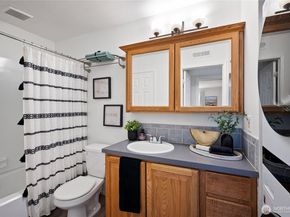 14510 124th Avenue NE E35, Kirkland WA 98034