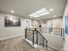 10351 SE 8th Street, Bellevue WA 98004