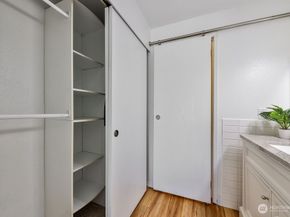 1555 Union Avenue NE 22, Renton WA 98059