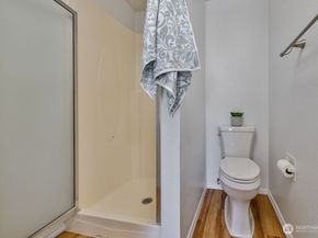 1555 Union Avenue NE 22, Renton WA 98059