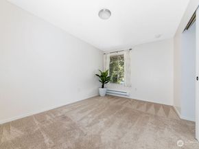 1555 Union Avenue NE 22, Renton WA 98059