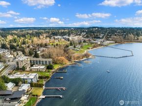9039 NE Juanita Drive 304, Kirkland WA 98034