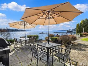 9039 NE Juanita Drive 304, Kirkland WA 98034