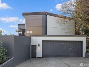 9039 NE Juanita Drive 304, Kirkland WA 98034