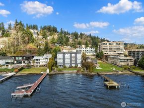 9039 NE Juanita Drive 304, Kirkland WA 98034
