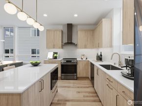 805 NW 63rd Street A, Seattle WA 98107