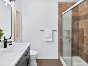 10357 156th Lane NE 101, Redmond WA 98052