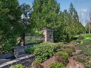 10357 156th Lane NE 101, Redmond WA 98052