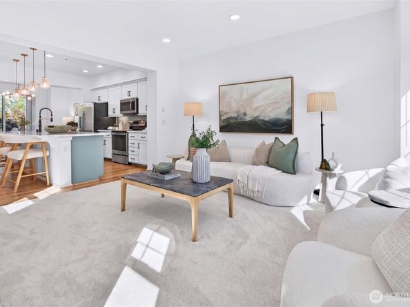 10357 156th Lane NE 101, Redmond WA 98052