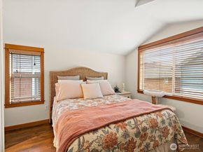3318 Wetmore Avenue S E, Seattle WA 98144
