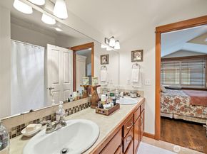 3318 Wetmore Avenue S E, Seattle WA 98144