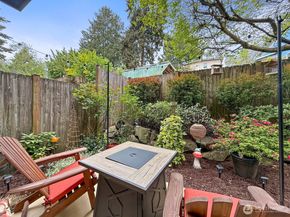 3318 Wetmore Avenue S E, Seattle WA 98144