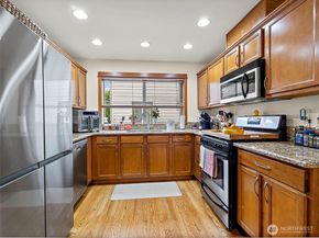 3318 Wetmore Avenue S E, Seattle WA 98144