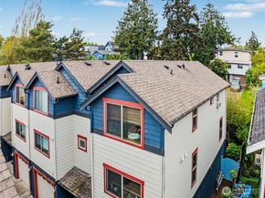 3318 Wetmore Avenue S E, Seattle WA 98144