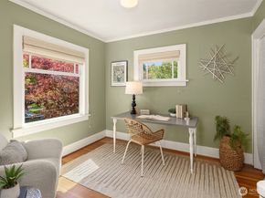 546 N 75th Street, Seattle WA 98103