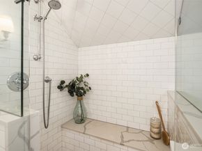 546 N 75th Street, Seattle WA 98103