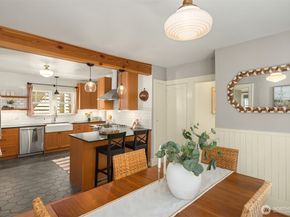 546 N 75th Street, Seattle WA 98103