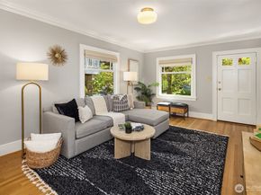 546 N 75th Street, Seattle WA 98103