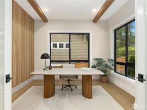 1630 104th Avenue SE, Bellevue WA 98004