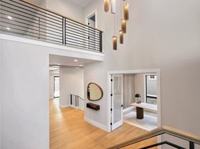 1630 104th Avenue SE, Bellevue WA 98004