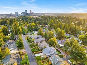 1630 104th Avenue SE, Bellevue WA 98004