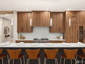 1630 104th Avenue SE, Bellevue WA 98004
