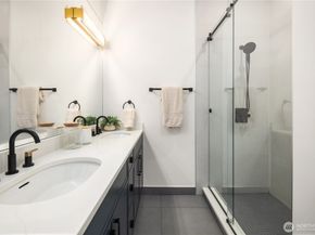 1630 104th Avenue SE, Bellevue WA 98004