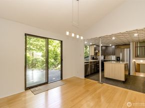 14333 93rd Avenue NE, Kirkland WA 98034