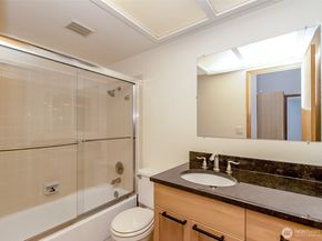 14333 93rd Avenue NE, Kirkland WA 98034