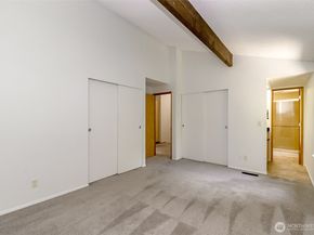 14333 93rd Avenue NE, Kirkland WA 98034