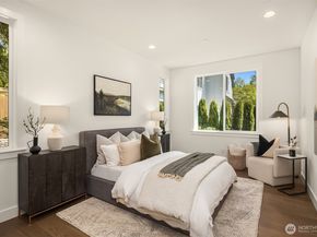 18650 NE 53rd Street, Redmond WA 98052