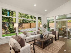 18650 NE 53rd Street, Redmond WA 98052