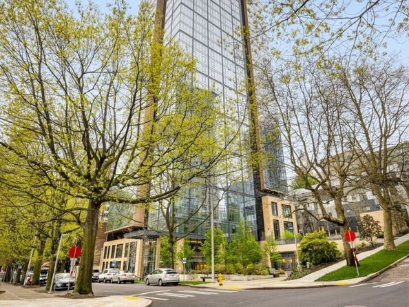 800 Columbia Street 808, Seattle WA 98104