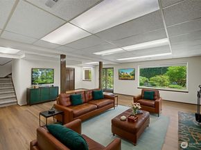 10720 11 Avenue NW, Seattle WA 98177