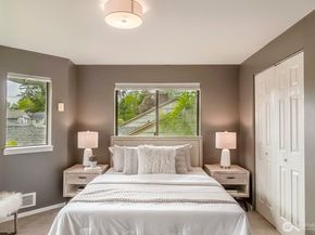 912 NE 115th Street, Seattle WA 98125