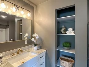 912 NE 115th Street, Seattle WA 98125