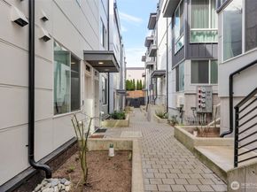3406 15th Avenue W C, Seattle WA 98119
